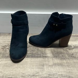Blue Merona booties Size 8